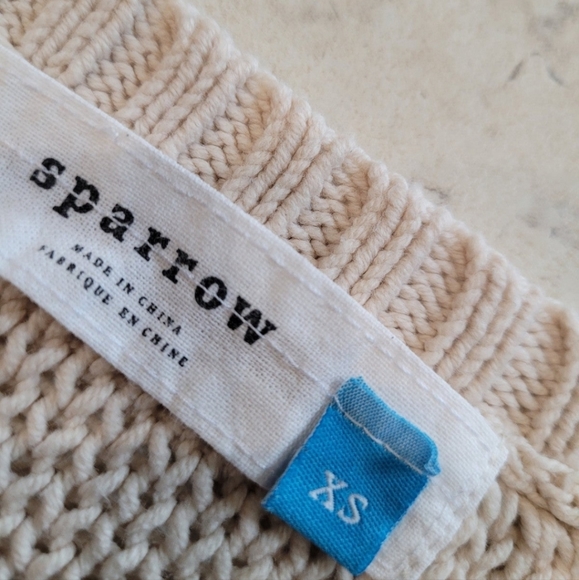 Sparrow Anthropologie Batwing Rounded hem Sweater Size XS - Picture 3 of 11